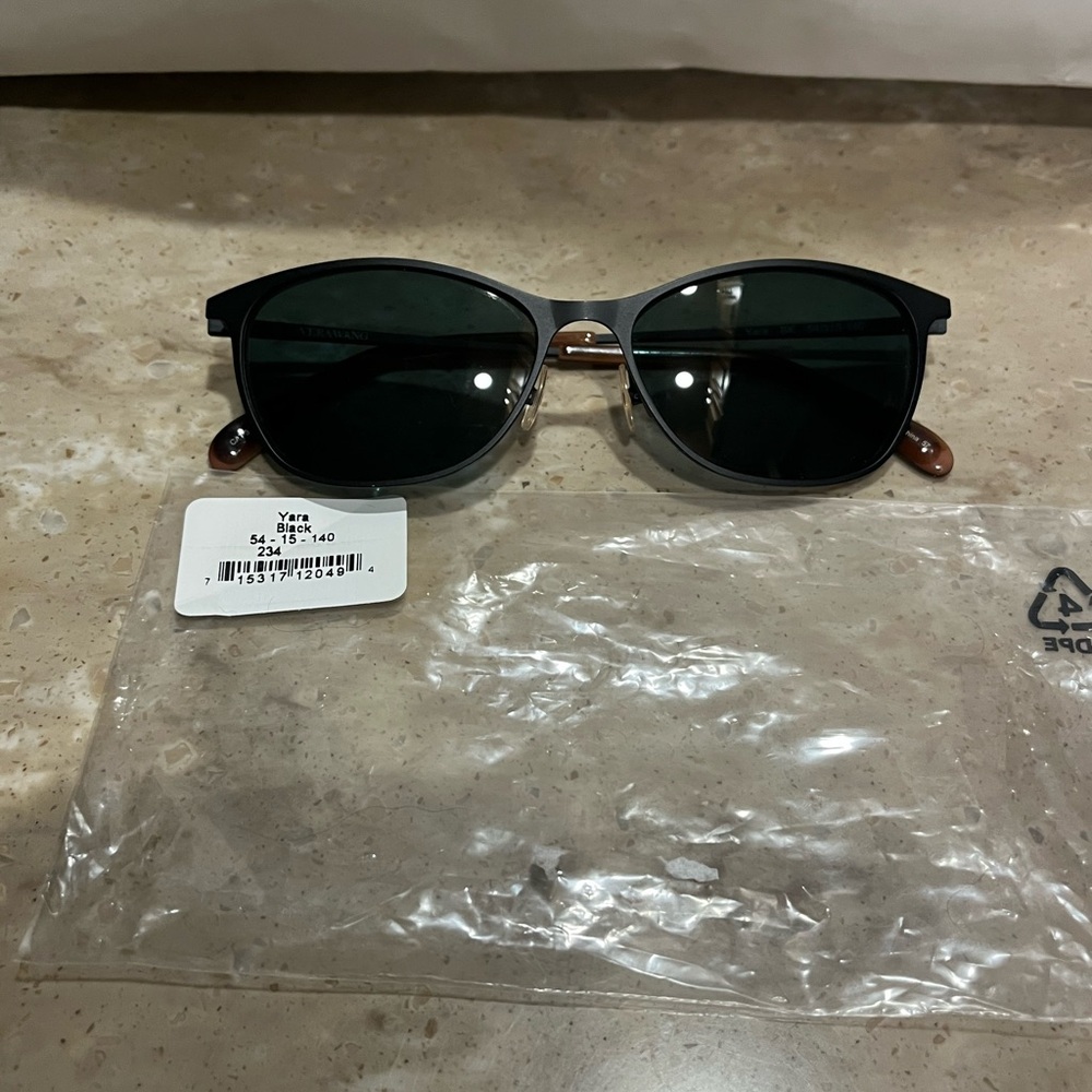 Vera Wang Yara Black Sunglasses